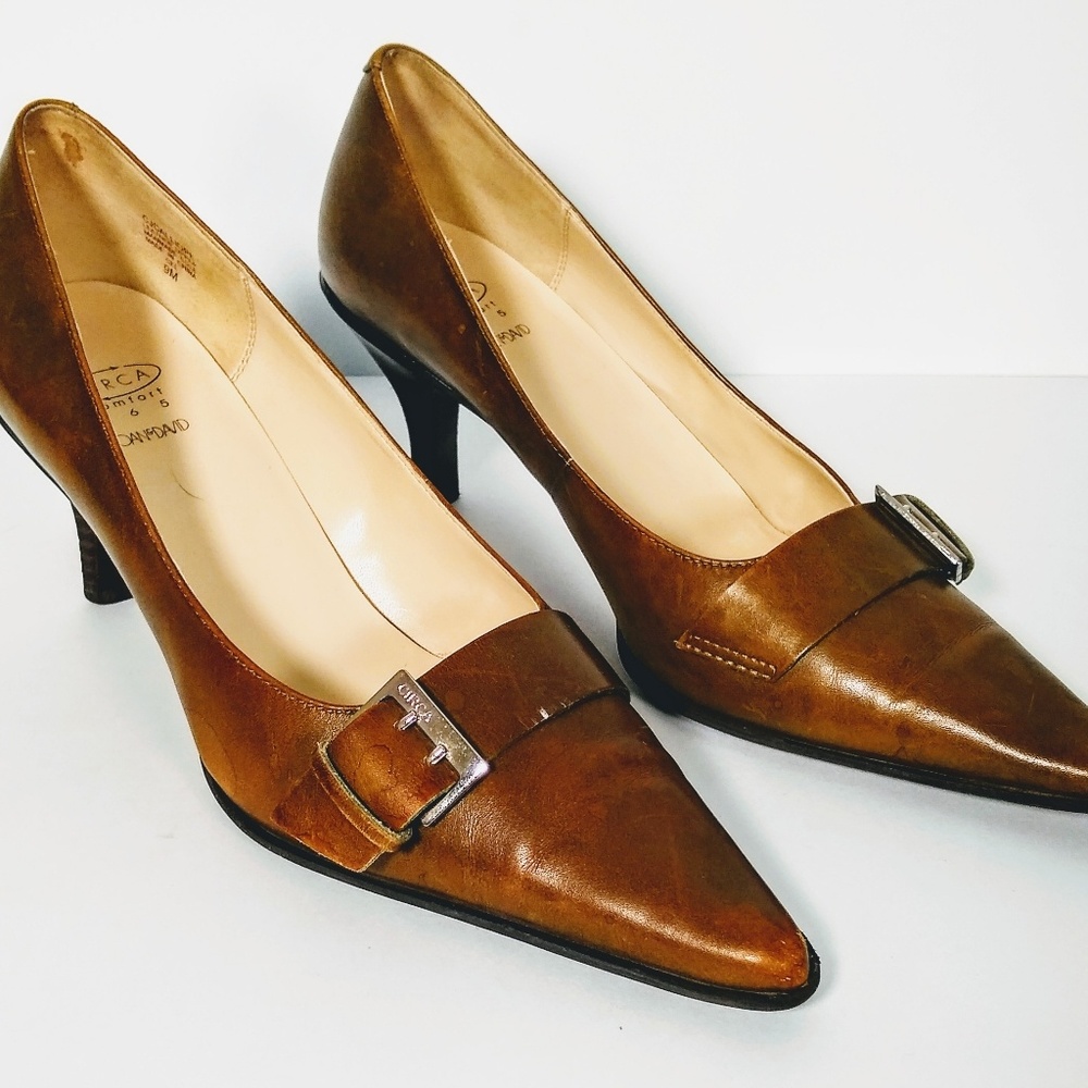 Joan & David circa comfort Olive green Short heels